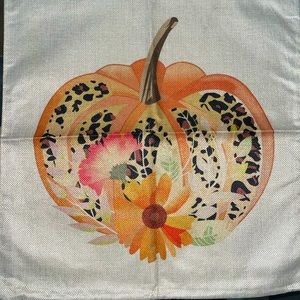 Leopard pumpkin thanksgiving linen pillow cover